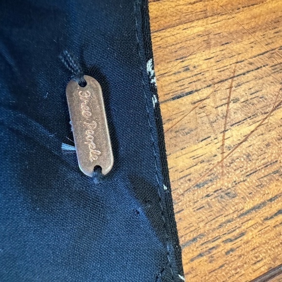 Free People Pleated V-Neck Floral Print Button Front Mini Dress/ Medium - Picture 10 of 13